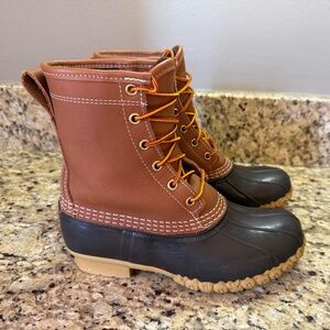 L.L.Bean Women's Gore-Tex Bean Boots, 8" Insulated, 6 WIDE